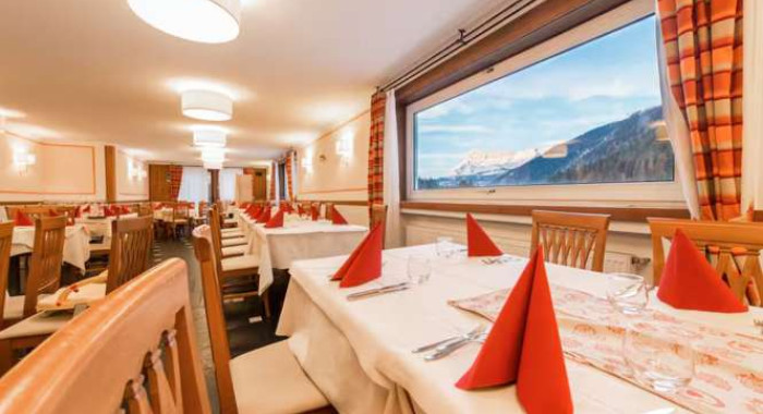 TH Corvara Greif Hotel, La Villa & Corvara ski chalet, image 2